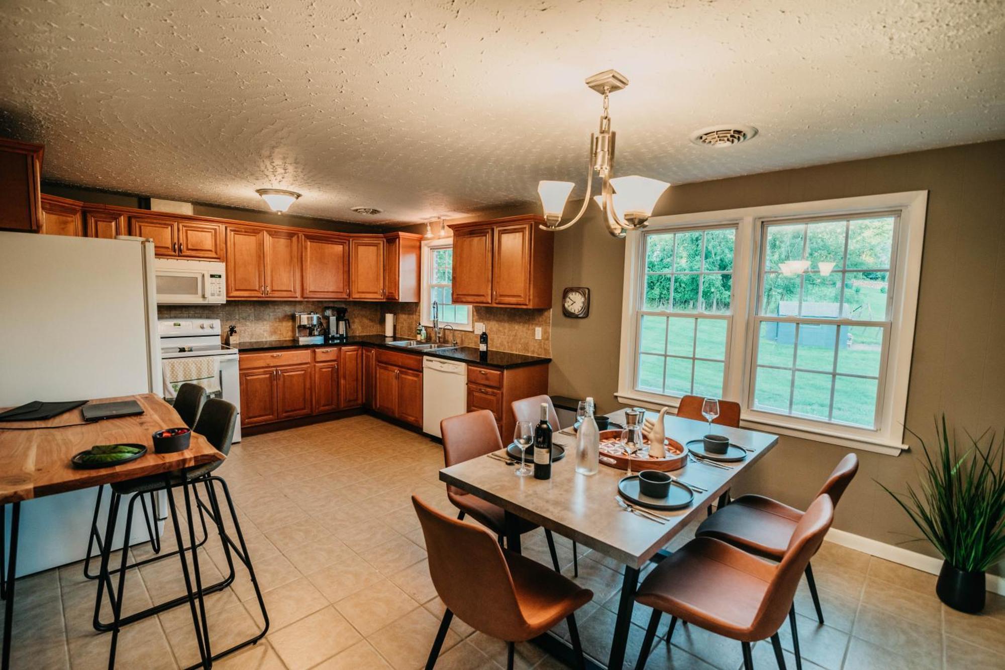 Mount Tabor Ranch Near Vt - King Bed/Fast Wi-Fi Villa แบล็กส์เบิร์ก ภายนอก รูปภาพ
